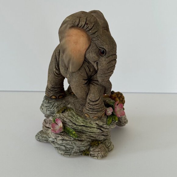 Elephant Figurine By Country Artists San Francisco Music Box Co. You & Me Agains - Picture 1 of 5